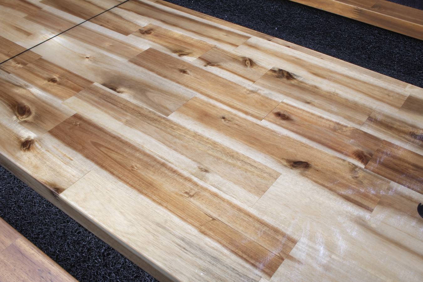 Emory 12ft Outdoor Indoor Shuffleboard - Image 9